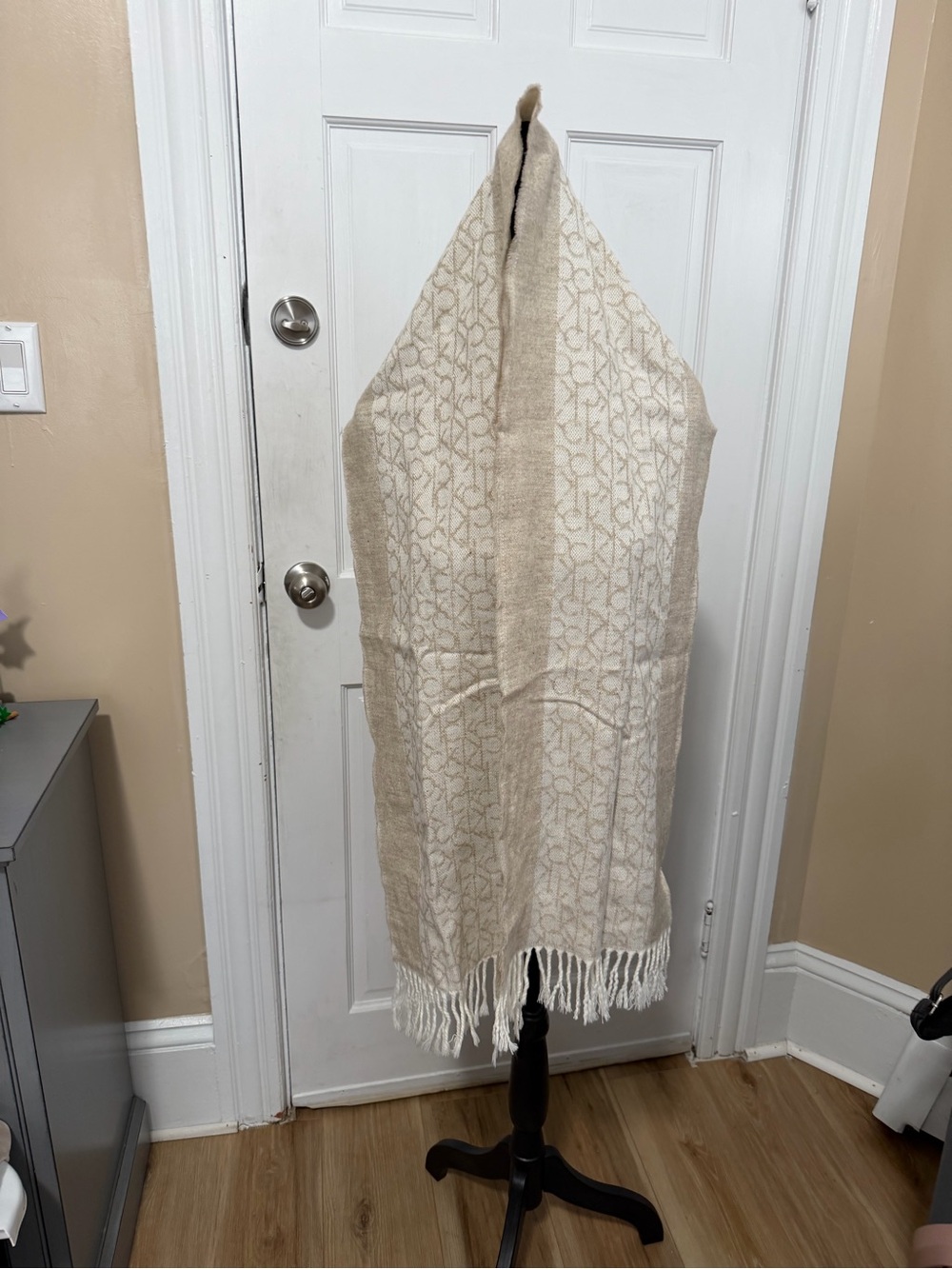 Calvin Klein Cream Fringe Logo Scarf